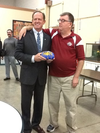 Pat Toomey visits Hope Pat Toomey visits Hope
